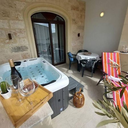 Fl 2 Ta'Lonza Luxury With Hot Tub By Homely Mellieħa Εξωτερικό φωτογραφία