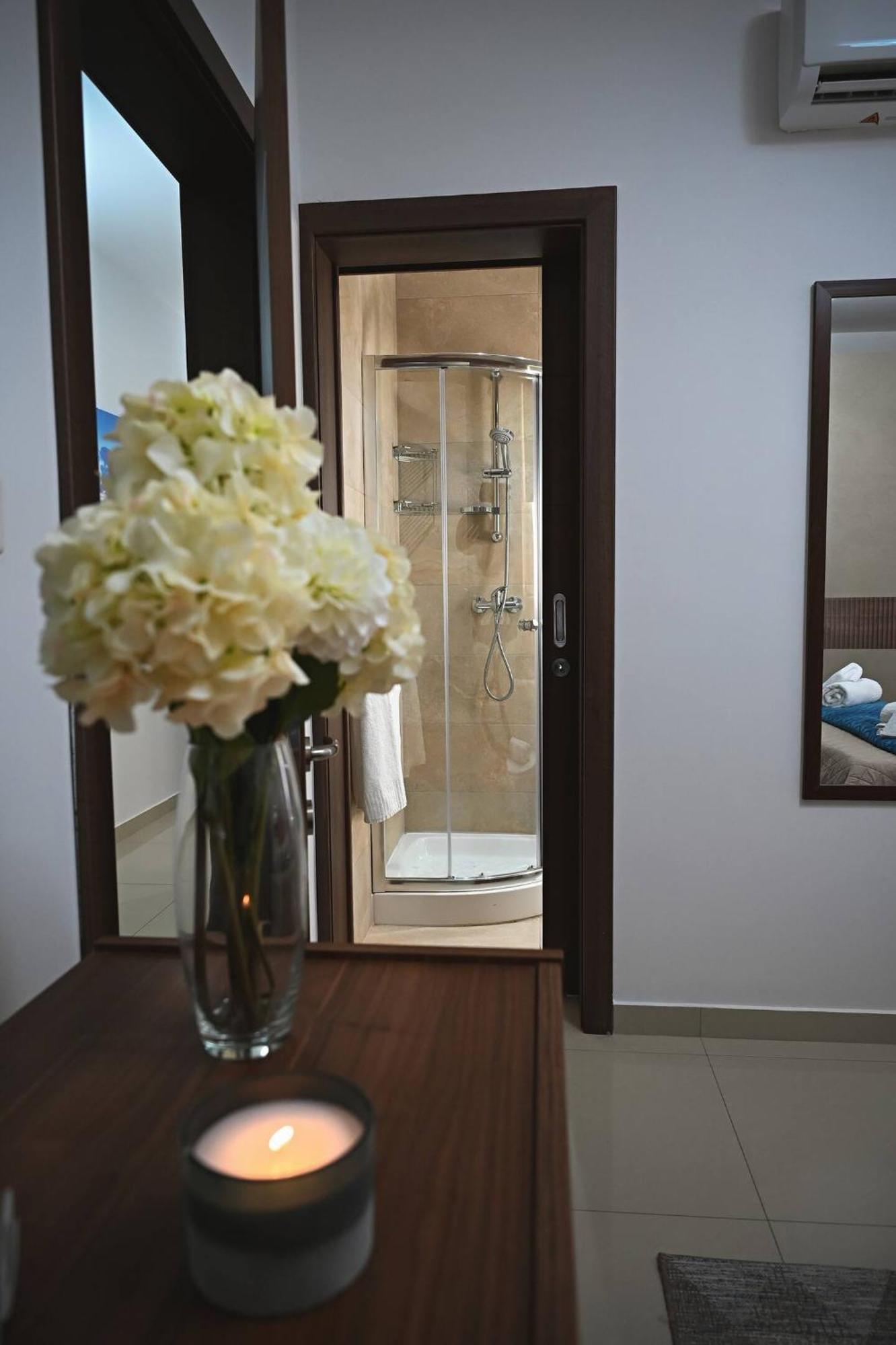Fl 2 Ta'Lonza Luxury With Hot Tub By Homely Mellieħa Εξωτερικό φωτογραφία